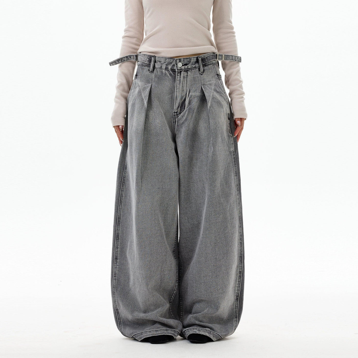 Waist Strap Pleated Loose Jeans