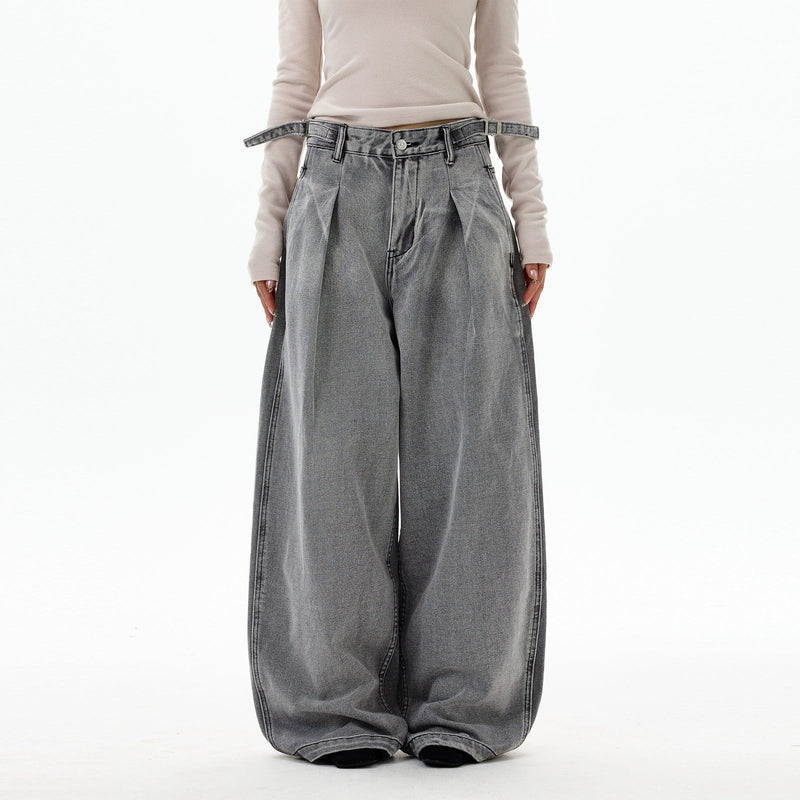 Waist Strap Pleated Loose Jeans