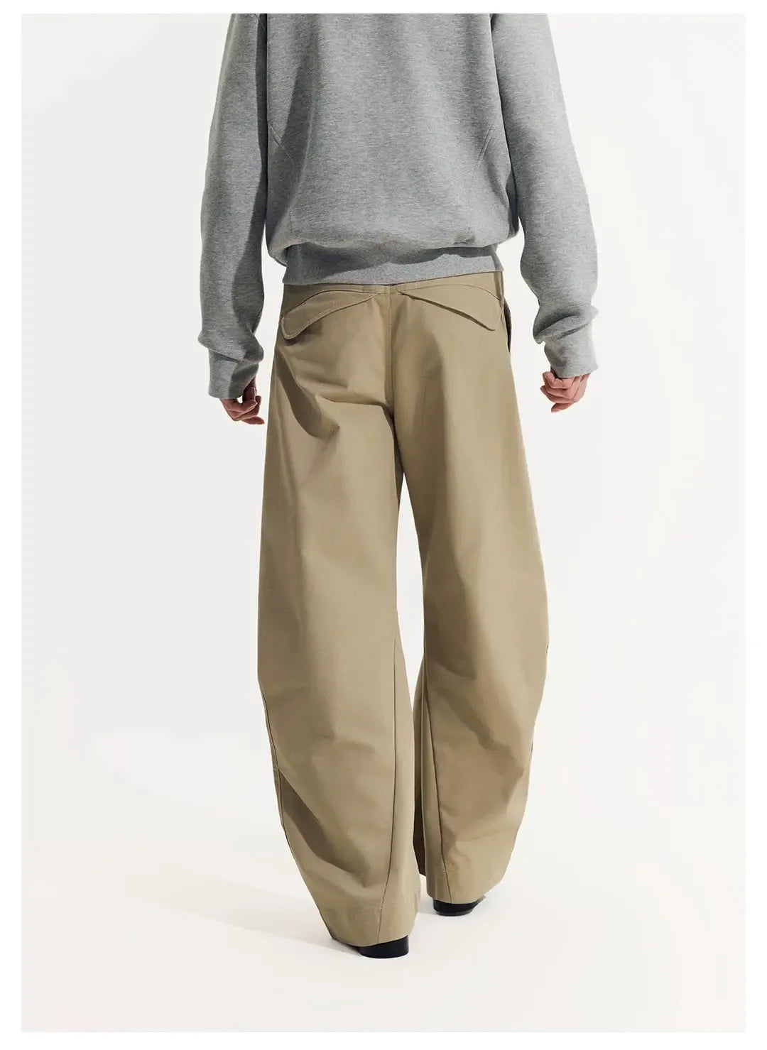 Curved Wide Cut Pants