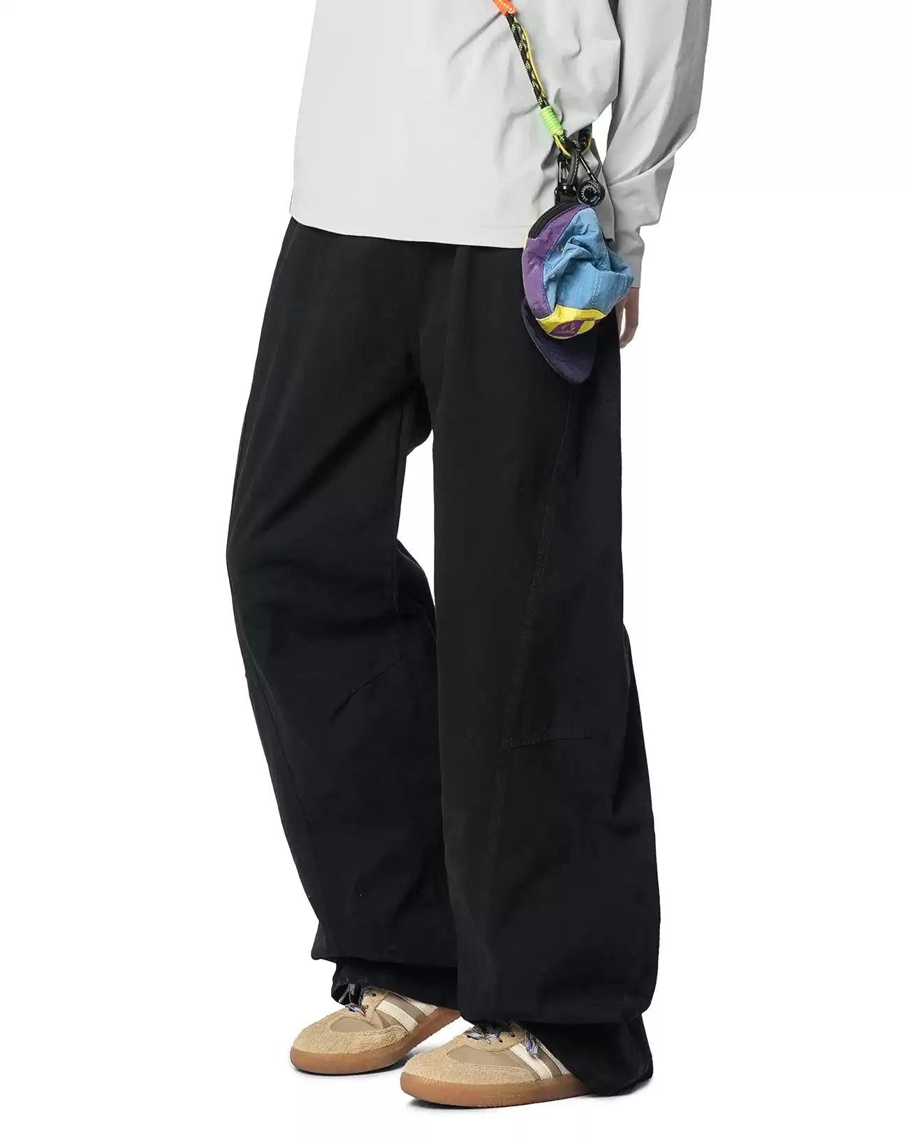 Structured Pleats Cargo Pants
