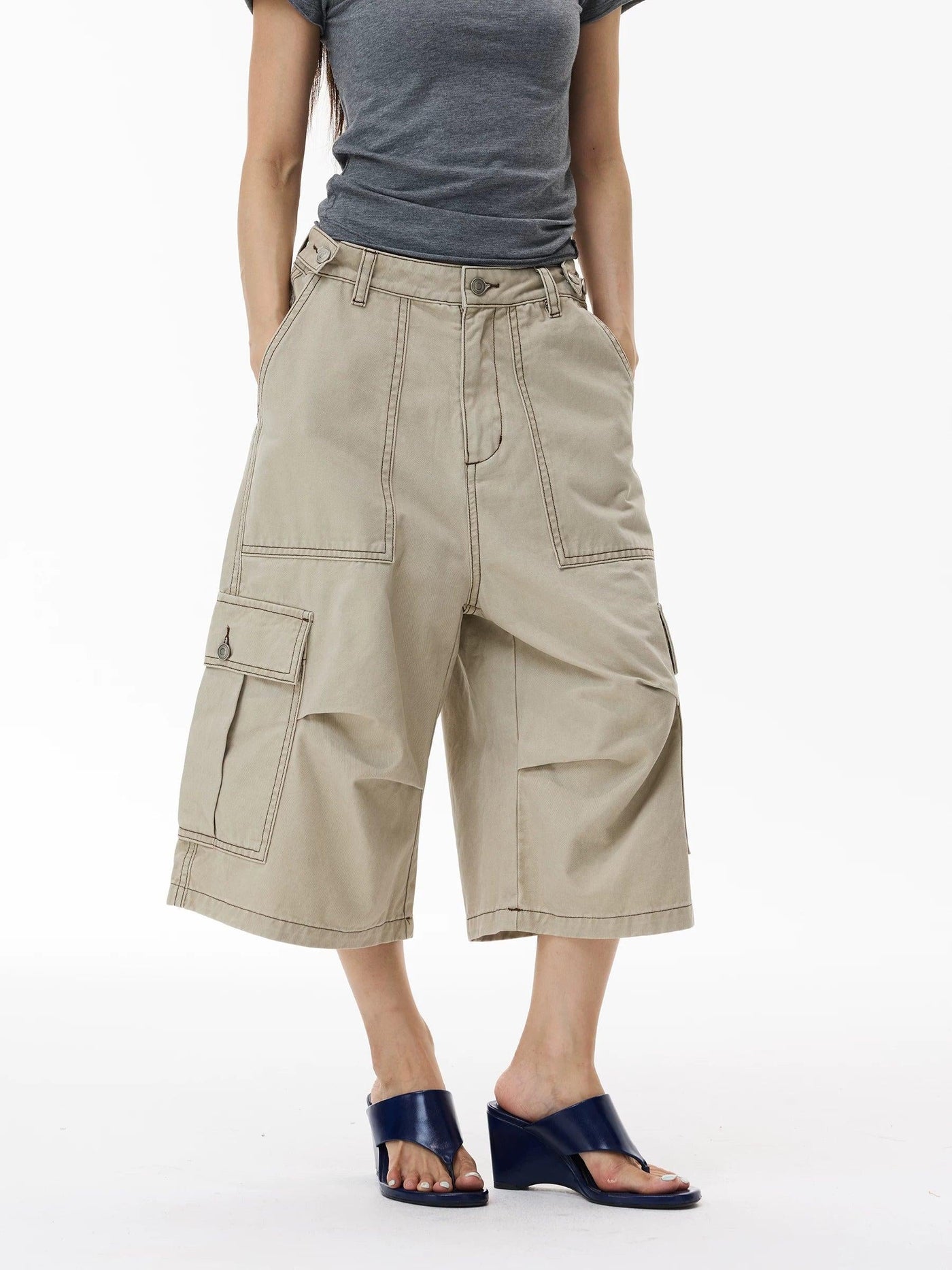 Multi-Pocket Streetwear Cargo Shorts