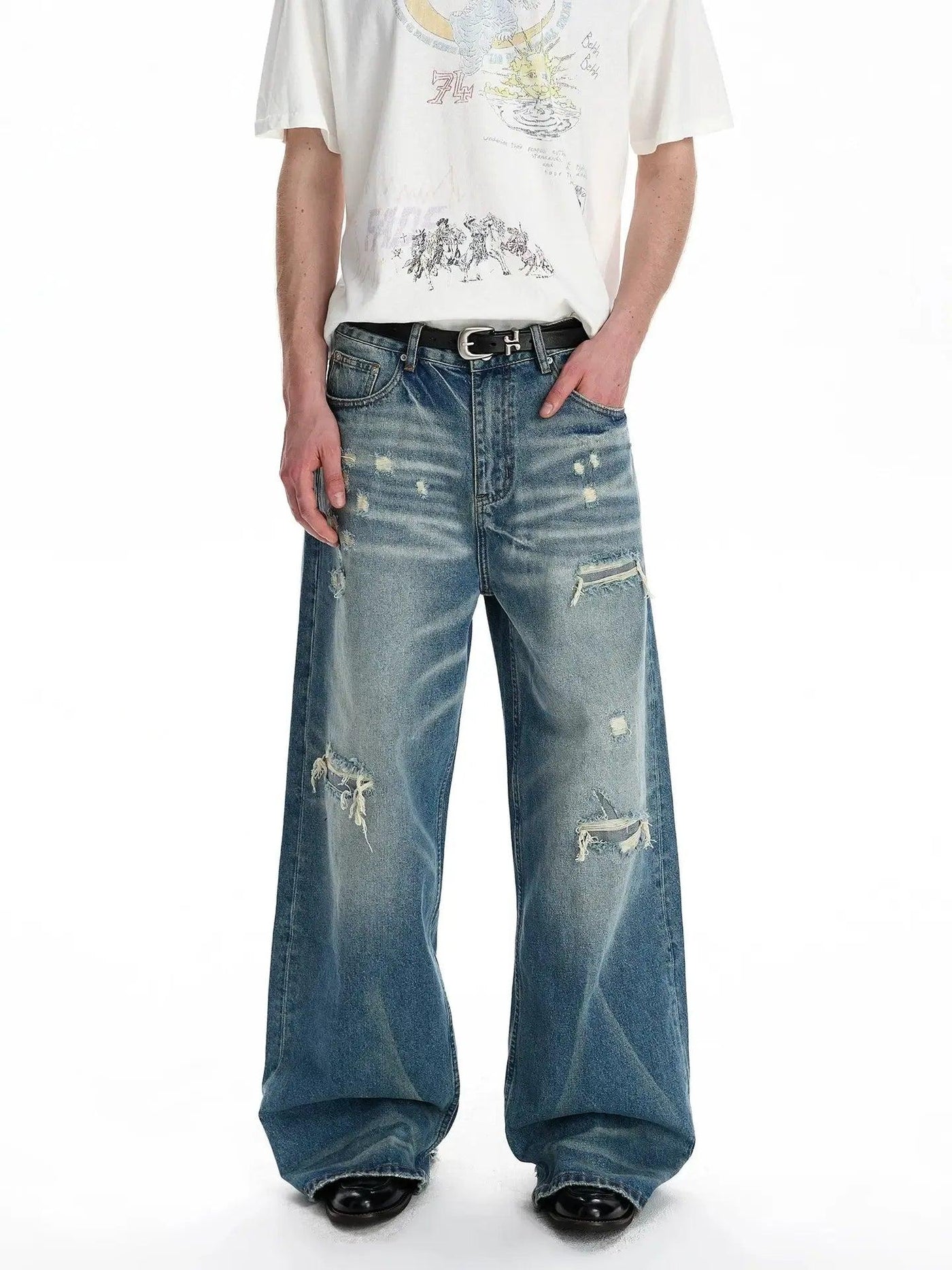 Distressed Washed Straight Jeans