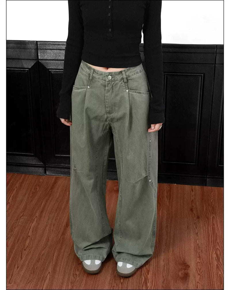 Rivet Pleated Straight Pants