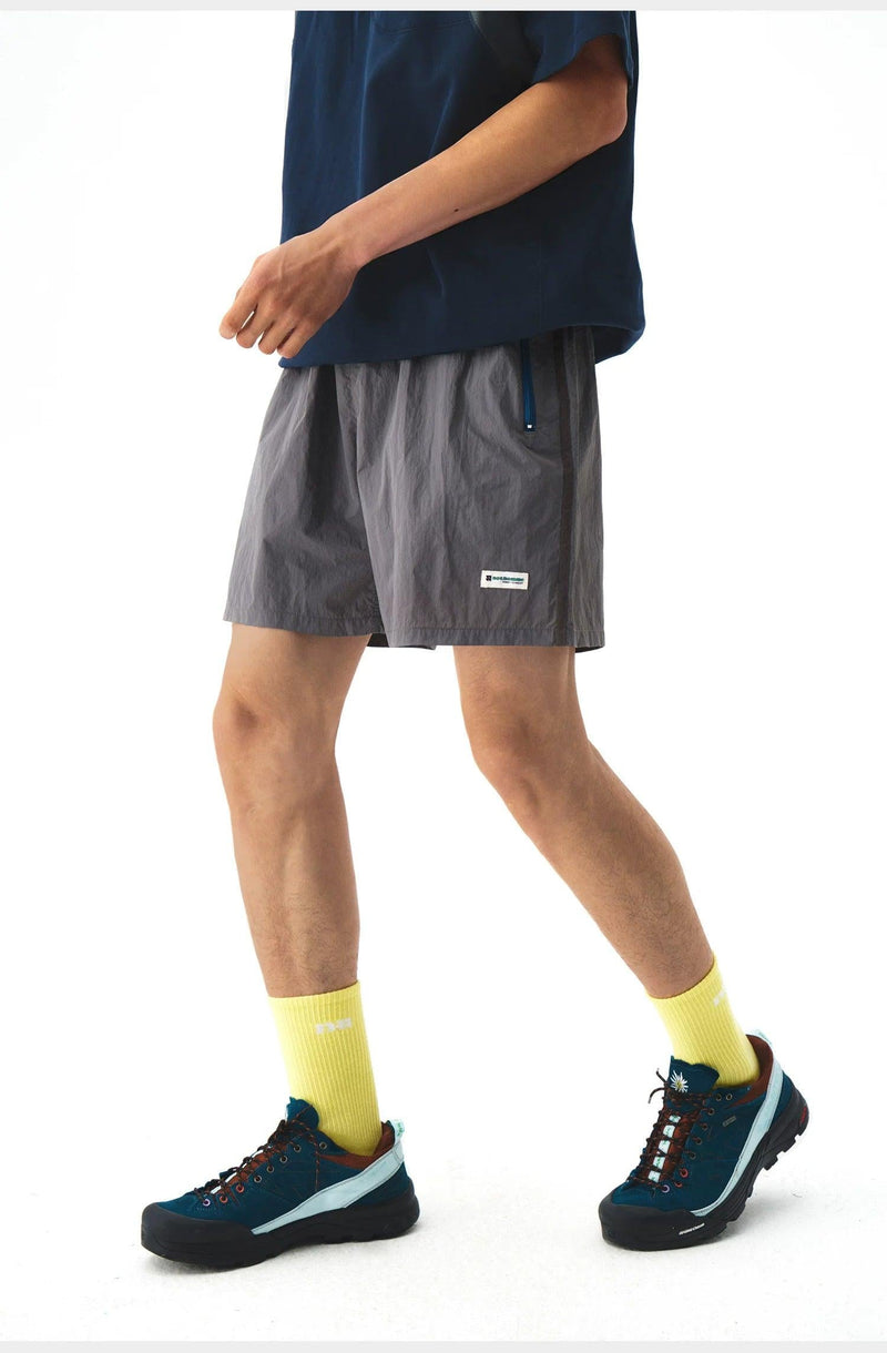 Contrast Zipped Pocket Athletic Shorts