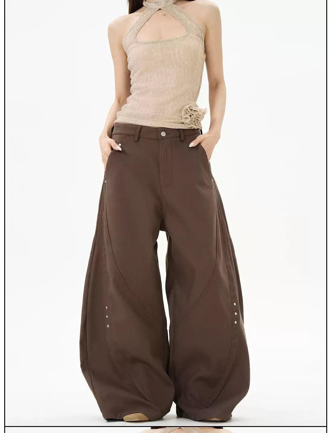 Buttoned Drape Scimitar Pants