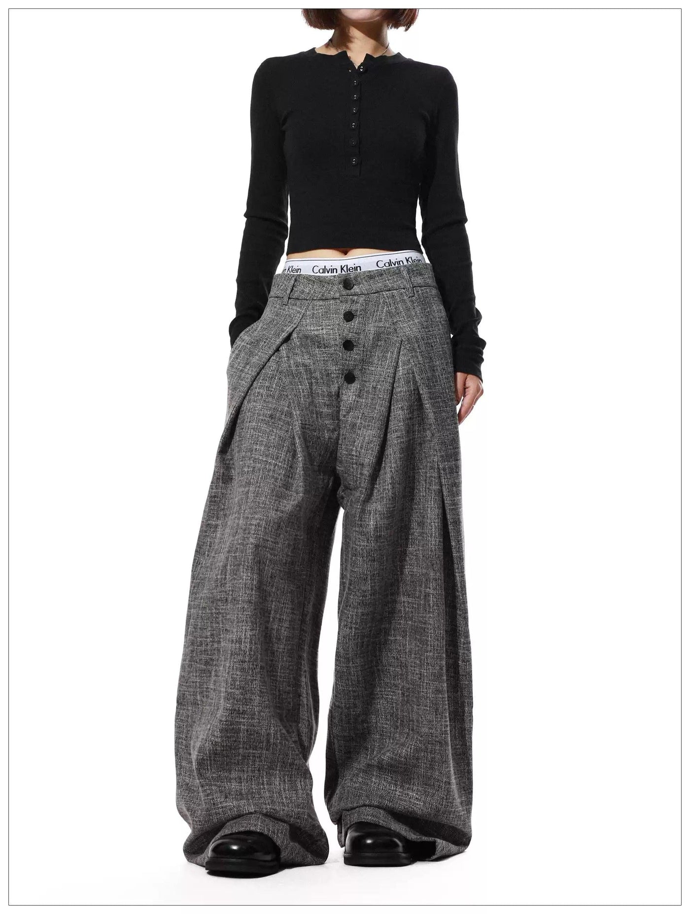 Buttoned Folded Pleats Trousers