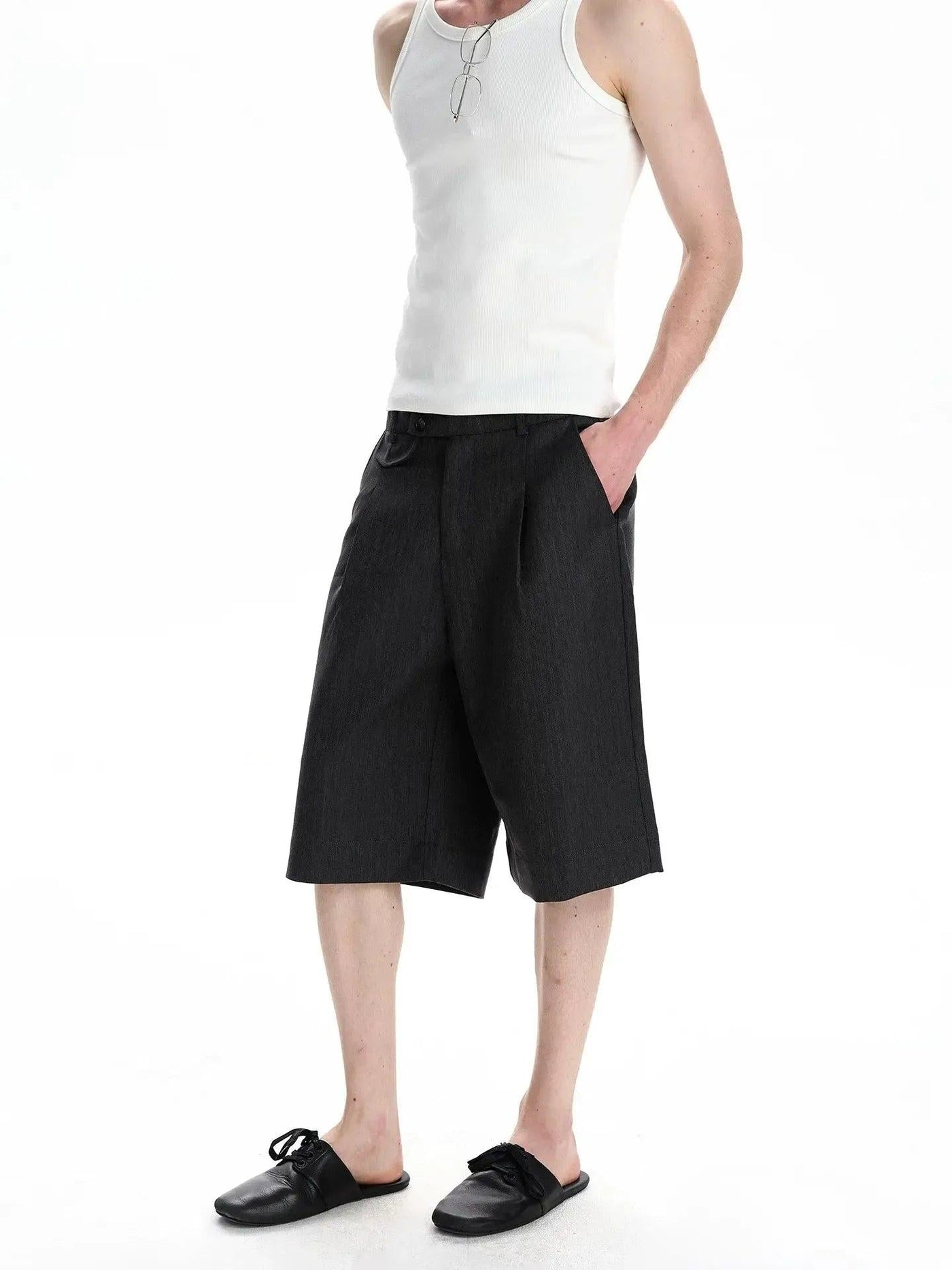 Clean Fit Tailored Shorts