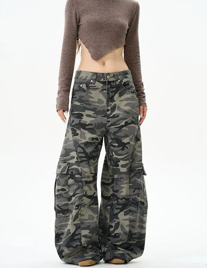 Camo Cargo Wide Pants