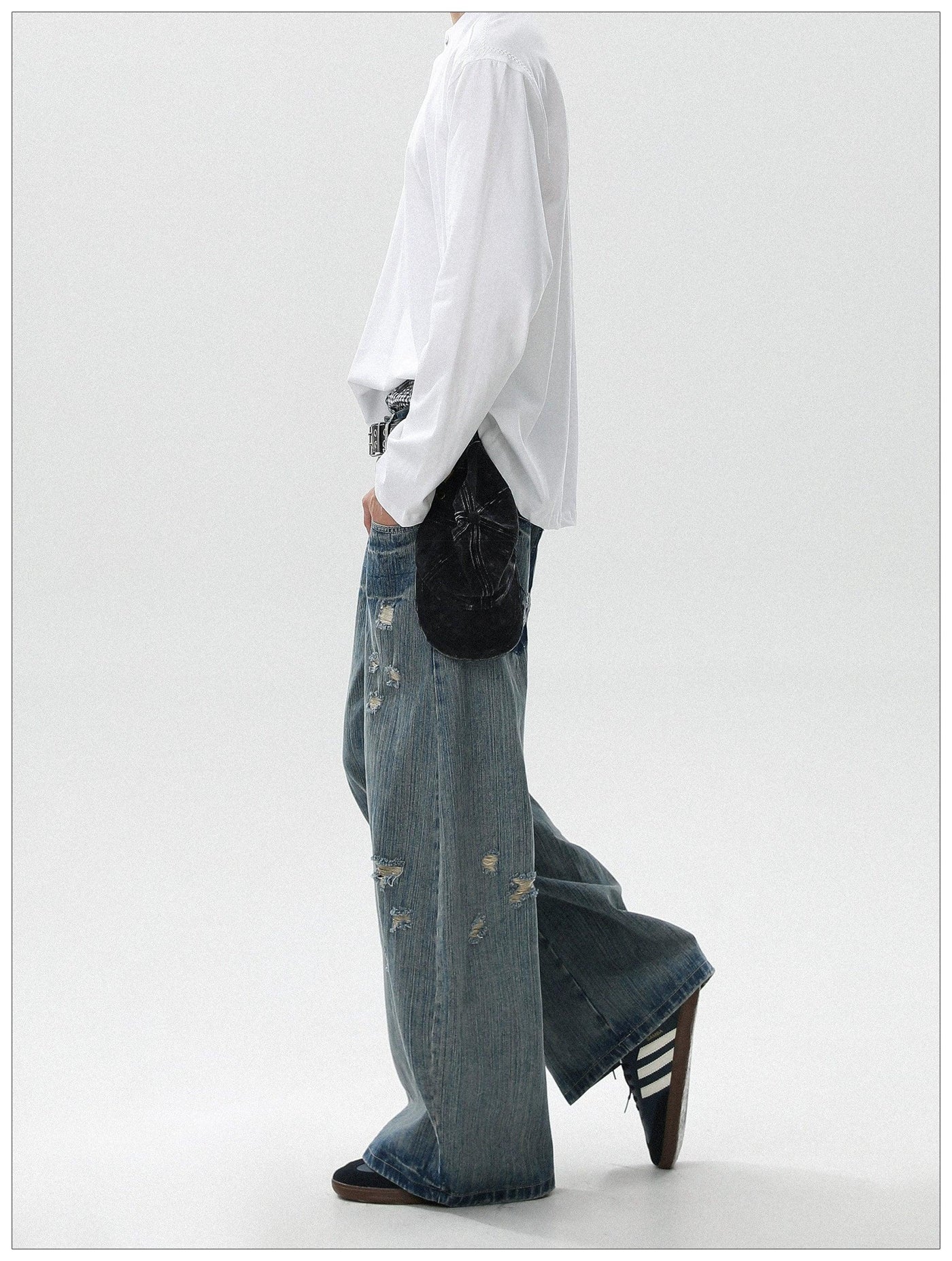 Pattern Faded Ripped Jeans