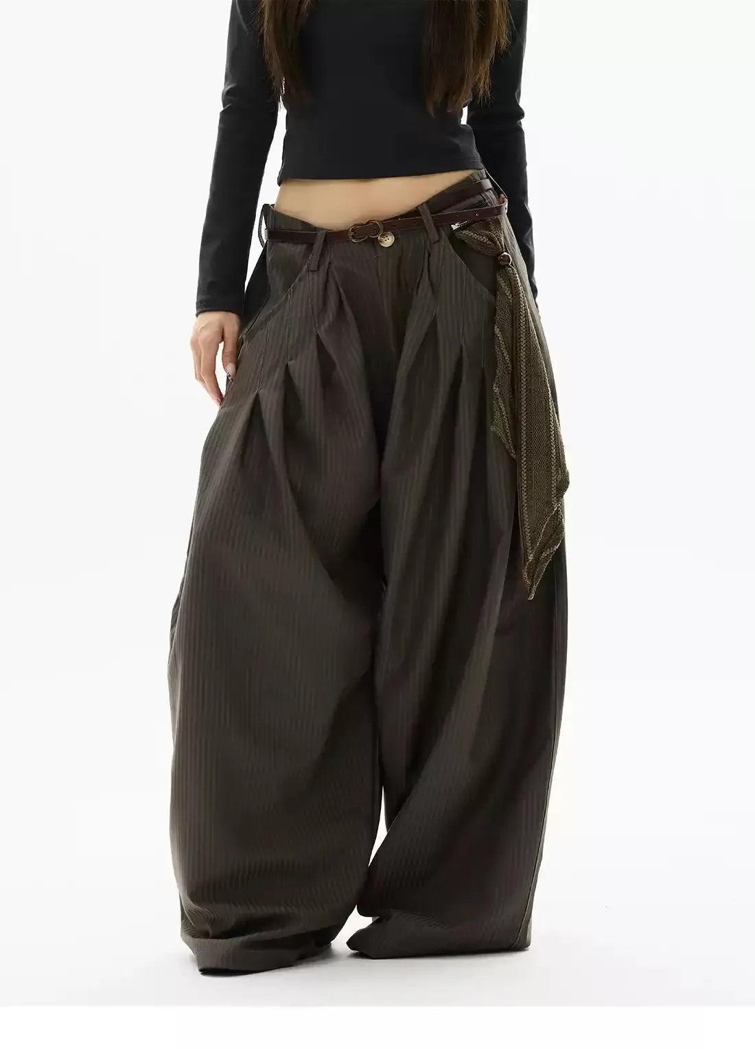 Oversized Fit Pleated Striped Pants