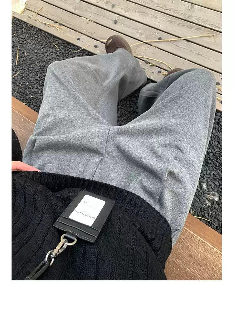Pleated Loose Fit Sweatpants