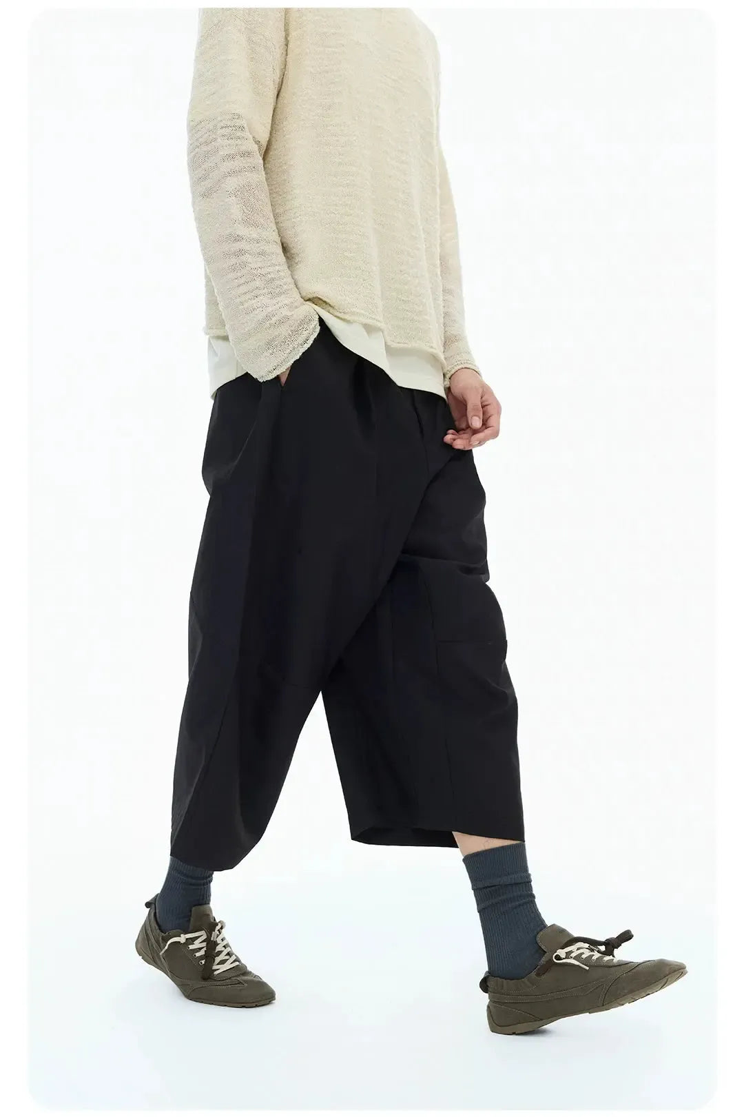 Spliced Detail Wide Leg Shorts