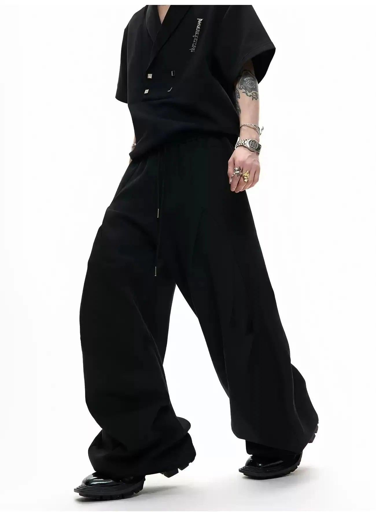 Metal Embellished Shoulder Pad T-Shirt & Pleated Sweatpants Set