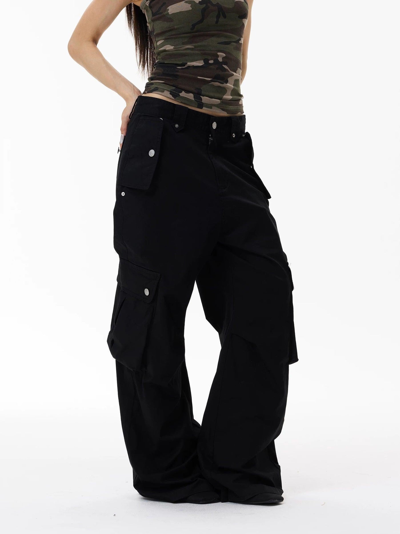 Multi-Pocket Cargo Pants