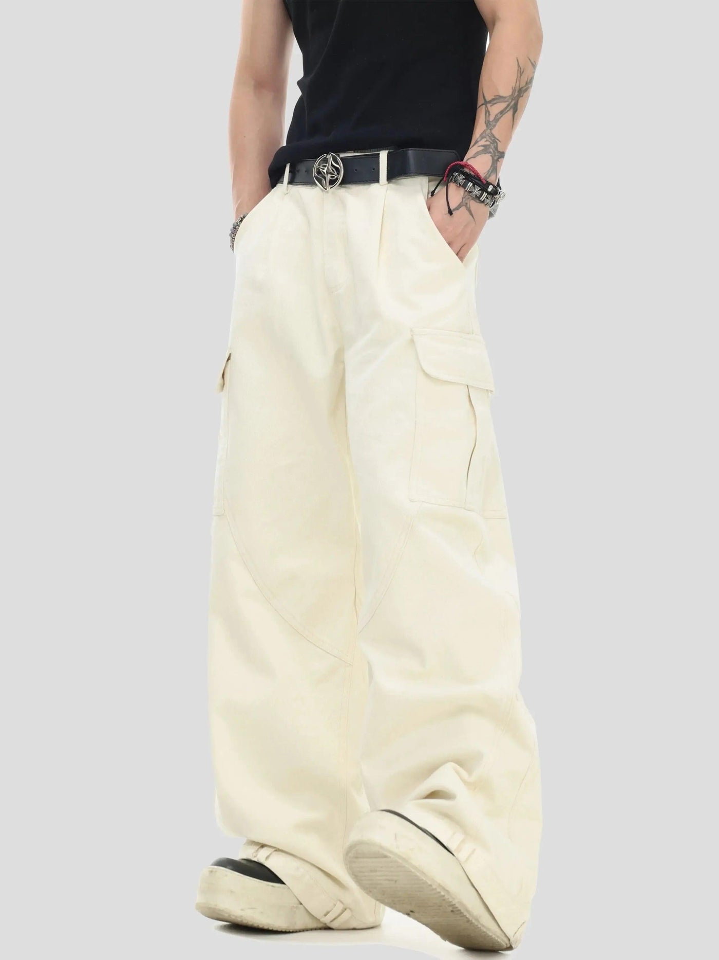 Reversed Waistline Utility Cargo Pants