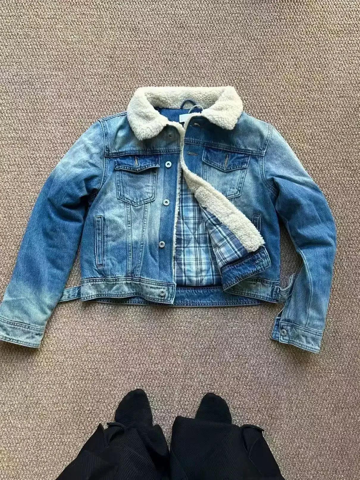 Faux Fur Outlined Washed Denim Jacket