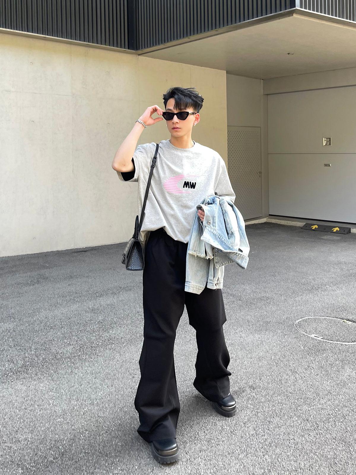 MW Contrast Graphic T-Shirt