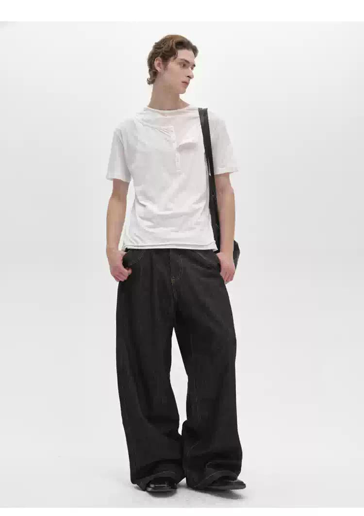 Buttoned Loose Leg Fit Jeans