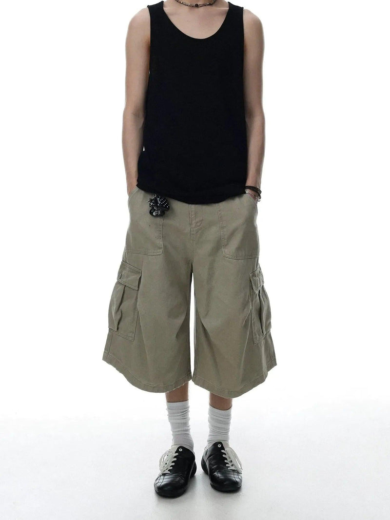 Multi-pocket Pleated Shorts