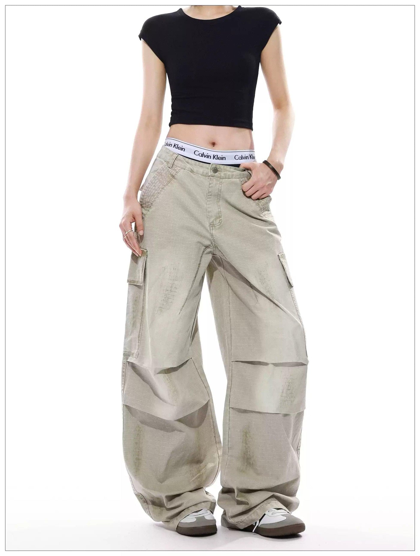 Smudged Pleated Wide Cargo Pants