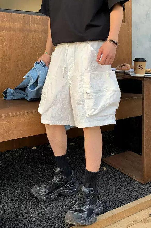 Side Zipped Pockets Gartered Shorts