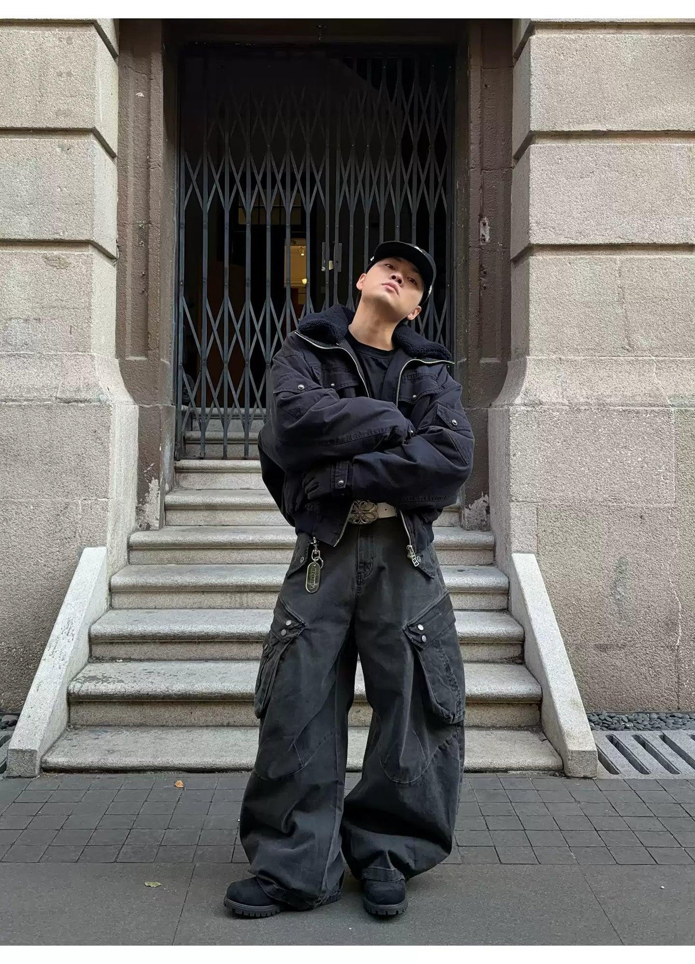 Oversized Pocket Pleats Cargo Pants