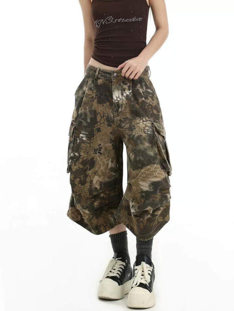 Camo Pattern Cargo Shorts
