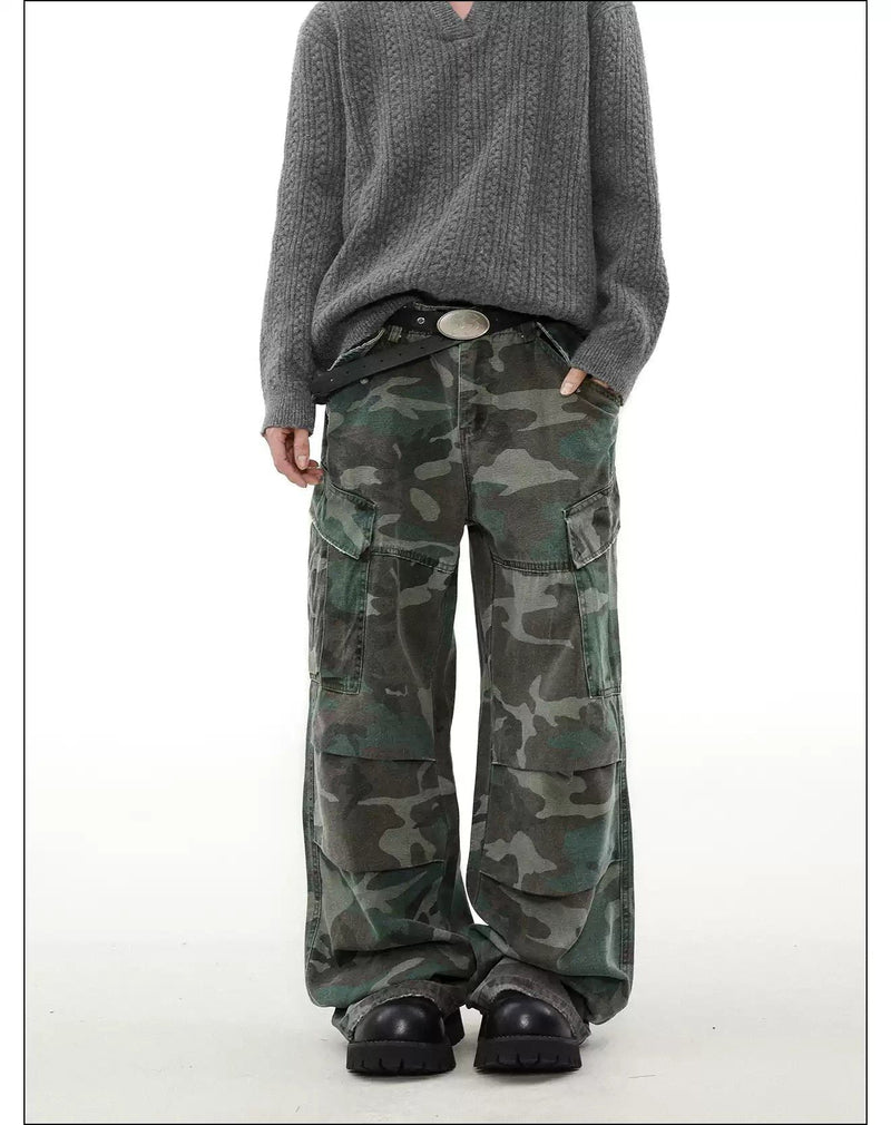 Camouflage Pattern Loose Jeans