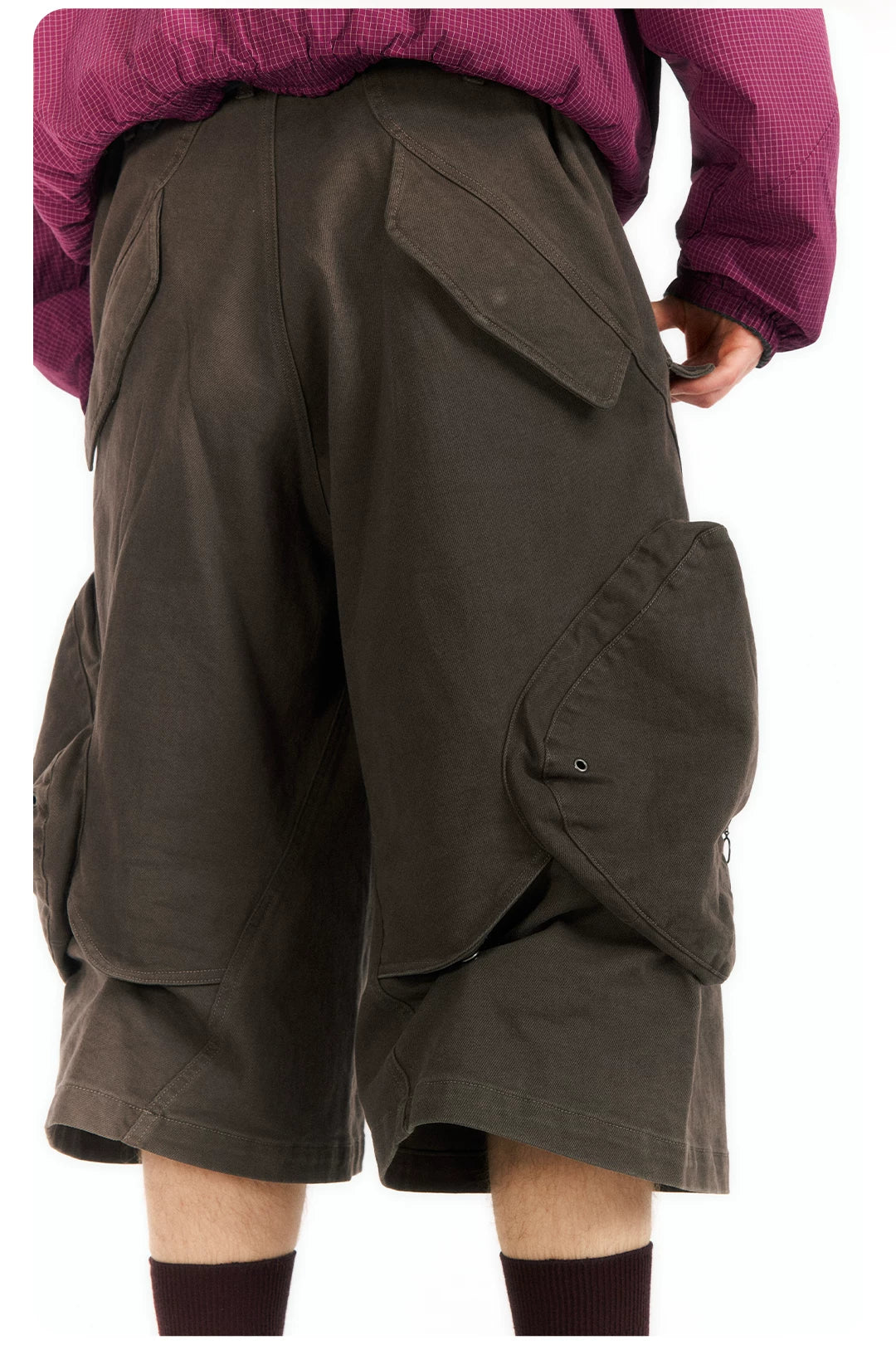 Adjustable Length Embossed Pocket Shorts