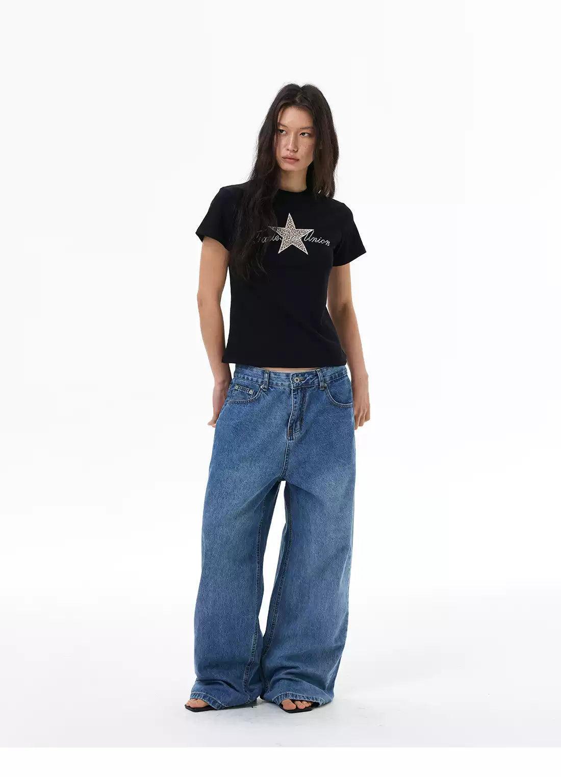 Rhinestoned Star S/S T-Shirt