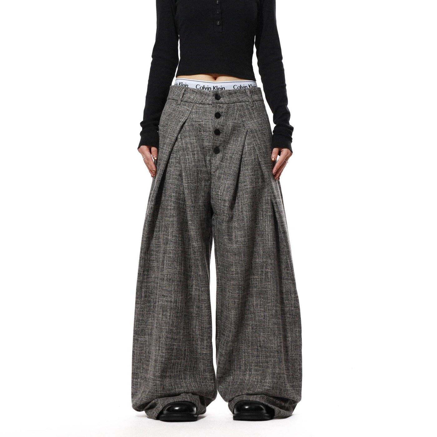 Buttoned Folded Pleats Trousers