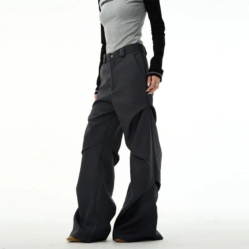 Pleated Loose Fit Pants