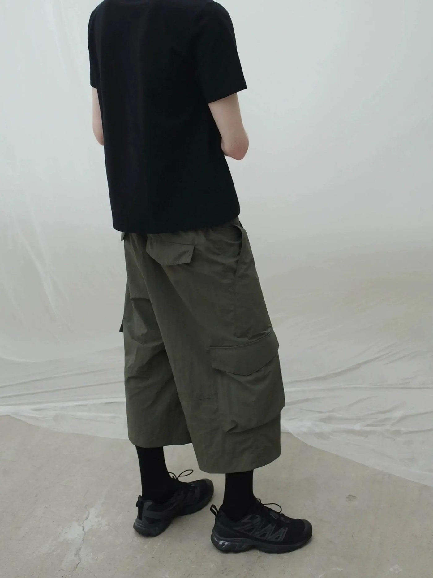 Multi-Pocket Baggy Cargo Shorts