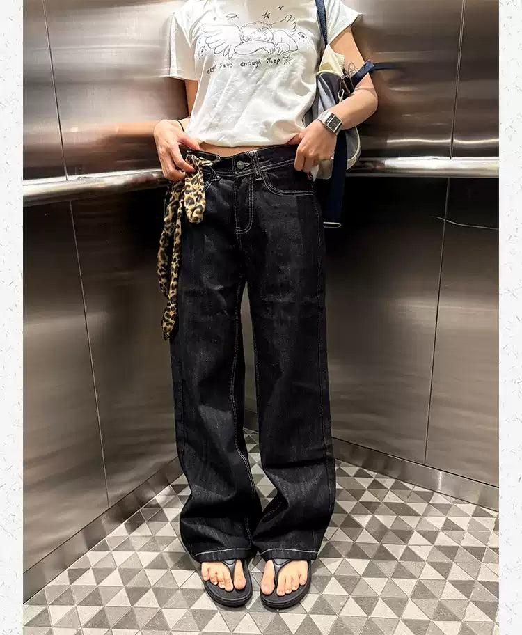 Straight Leg Versatile Jeans