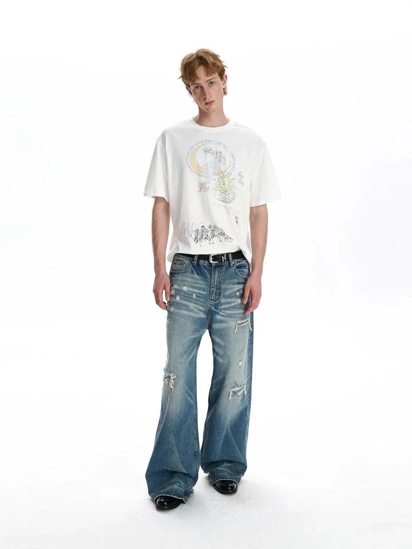 Distressed Washed Straight Jeans