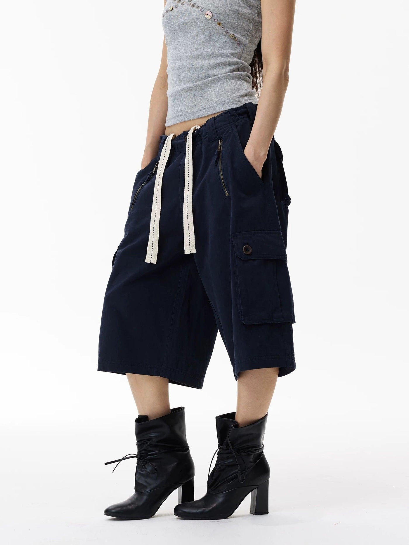 Drawstring Wide Leg Cargo Shorts