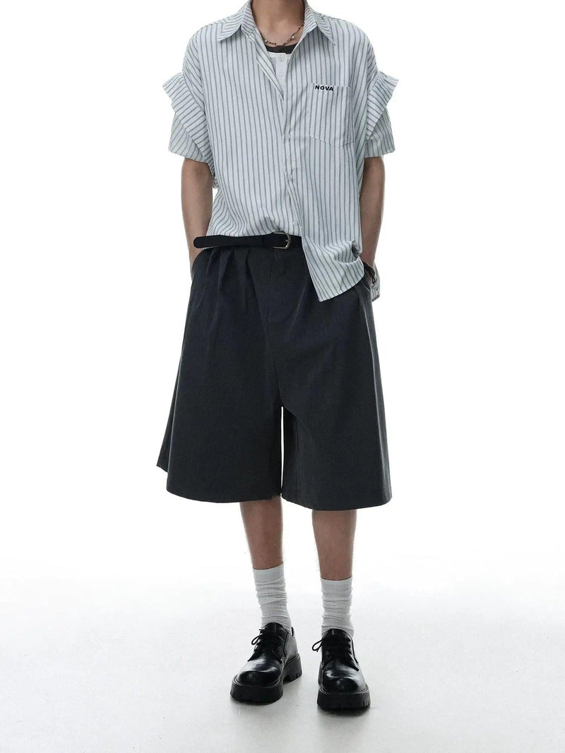Boxy Fit Pleated Suit Shorts