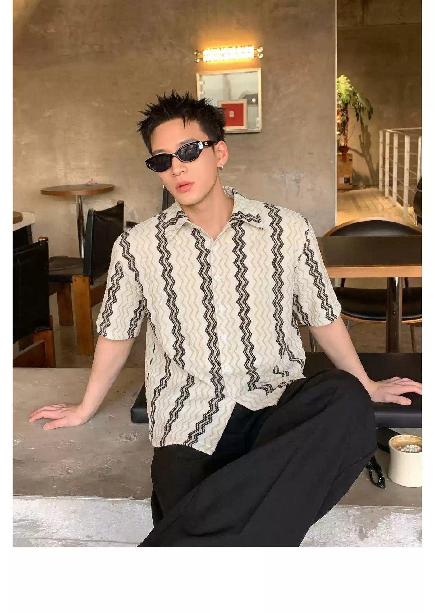 Zig-Zag Pattern Button-Down Shirt