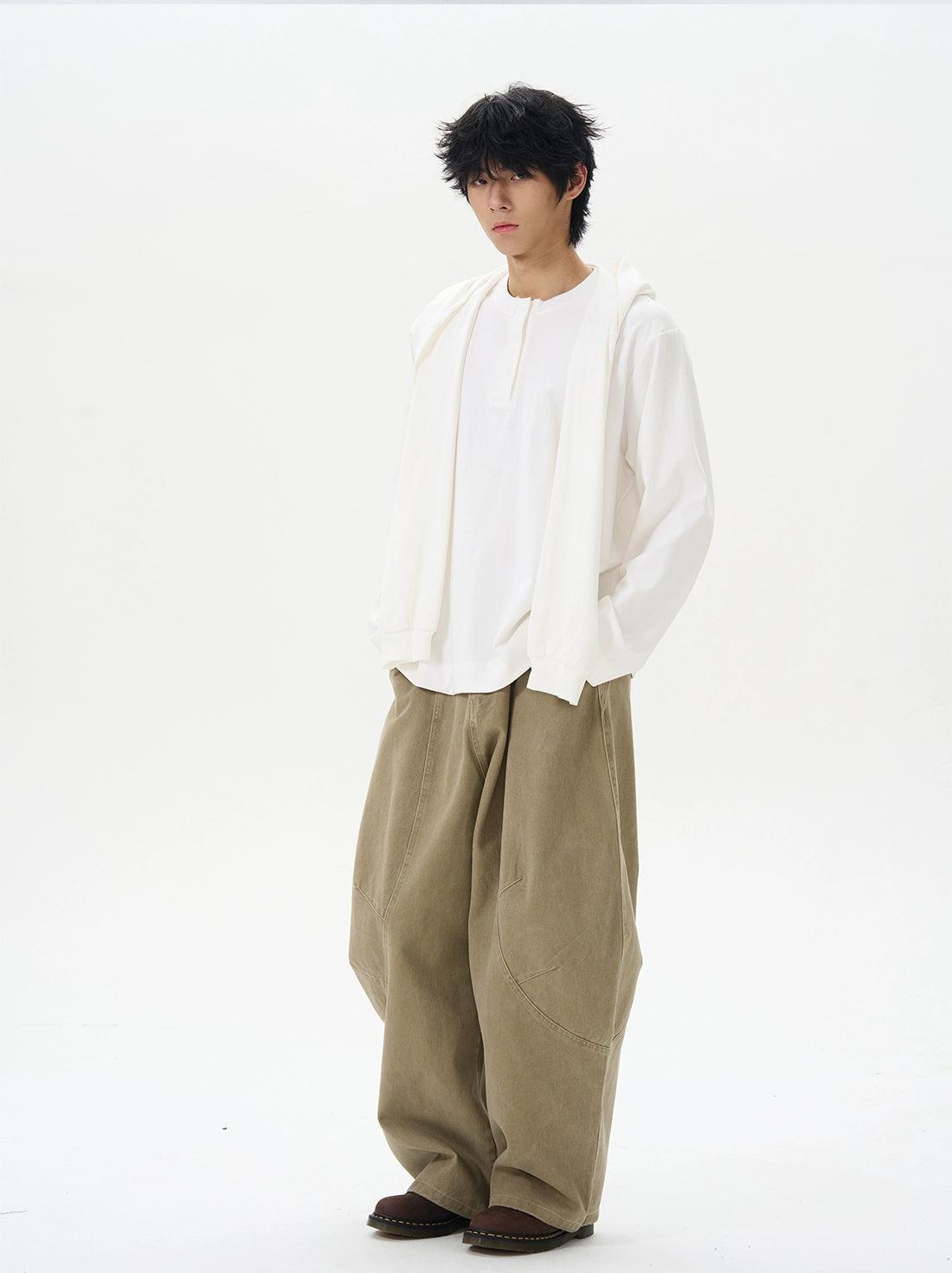 Curved Cut Loose Cargo Pants