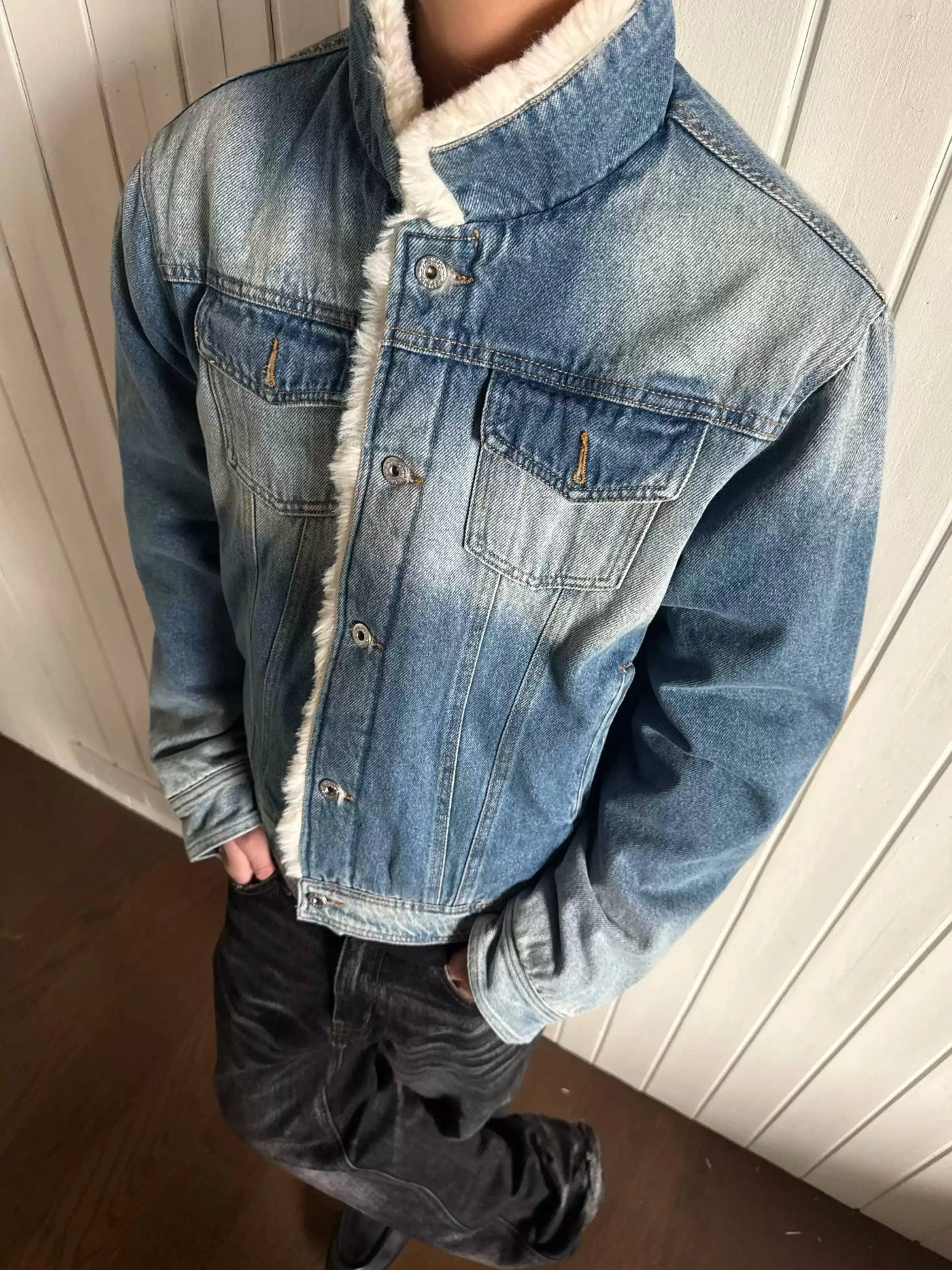 Faux Fur Outlined Washed Denim Jacket
