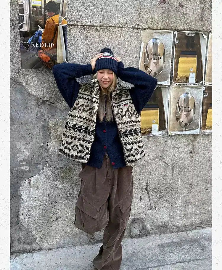 Stand-Up Collar Lined Knit Vest