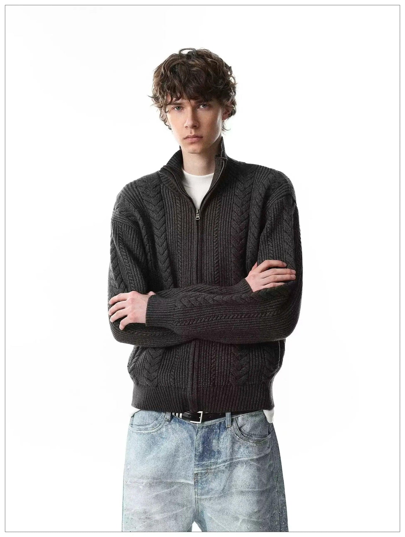 Pattern Knit Zipped Jacket