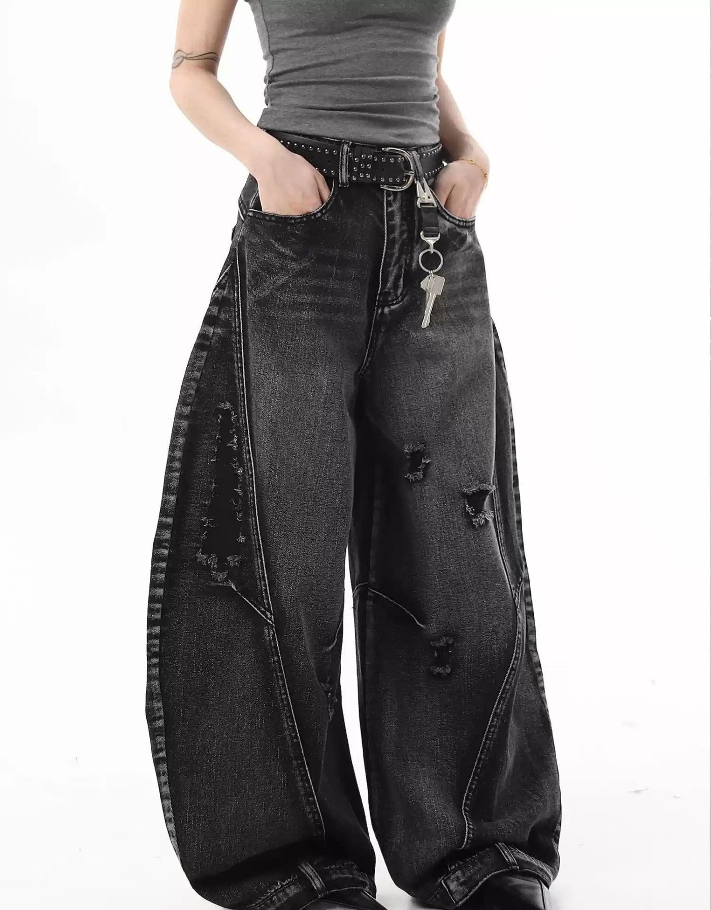 Distressed Spots Loose Jeans
