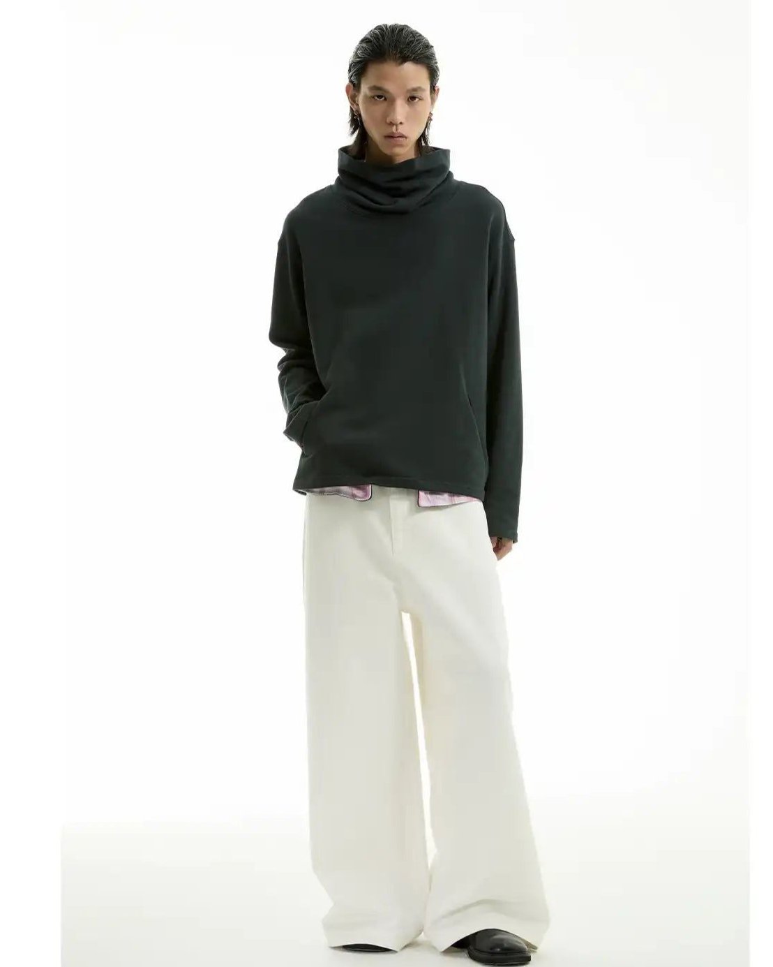 Loose Neck Versatile Mockneck