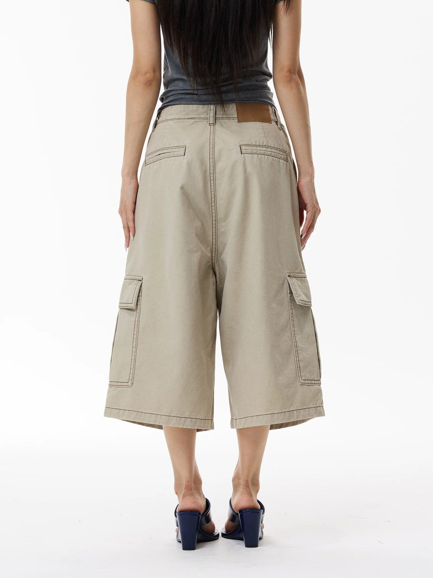 Multi-Pocket Streetwear Cargo Shorts