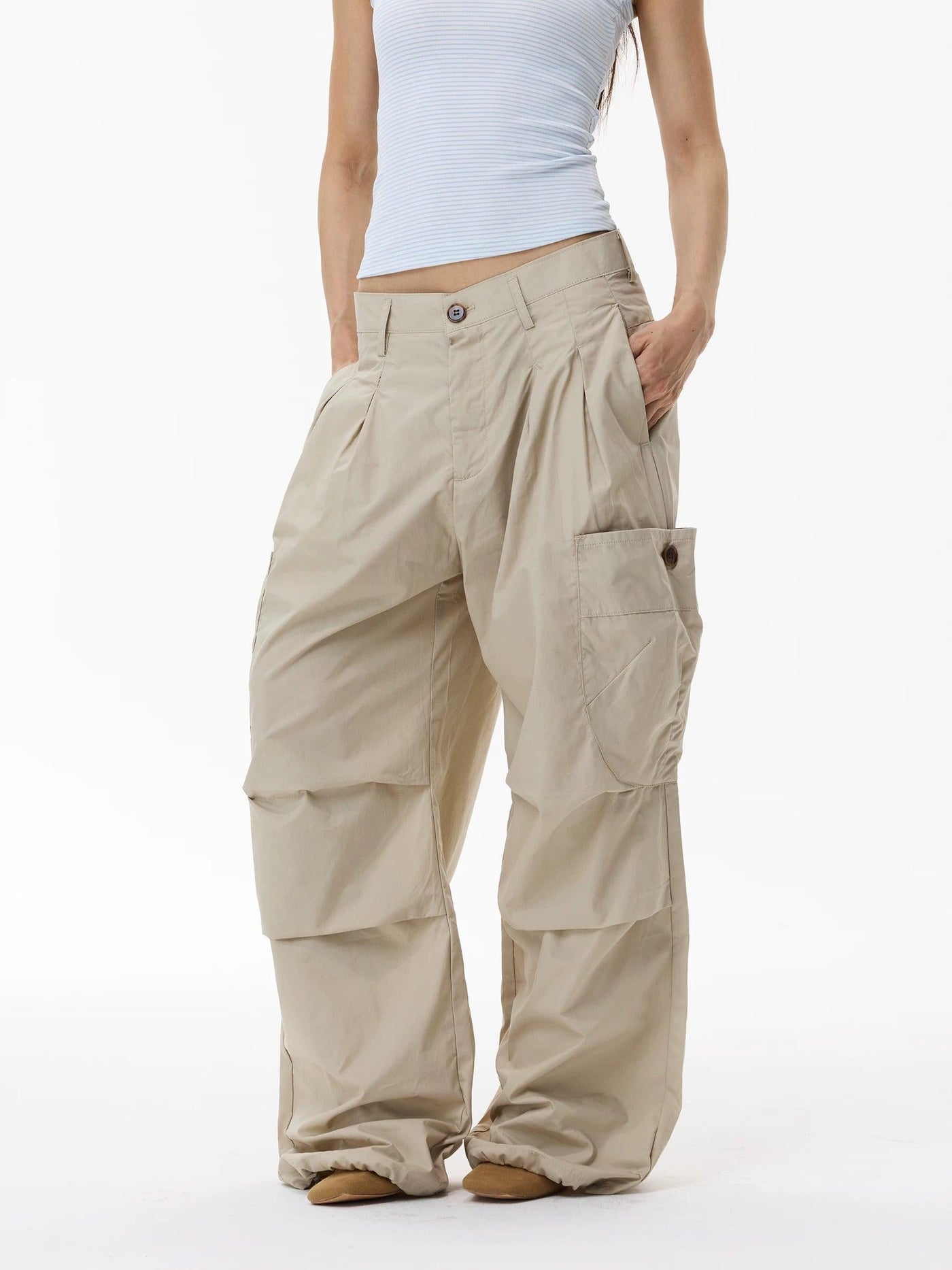 Wide Leg Cargo Pleated Pants