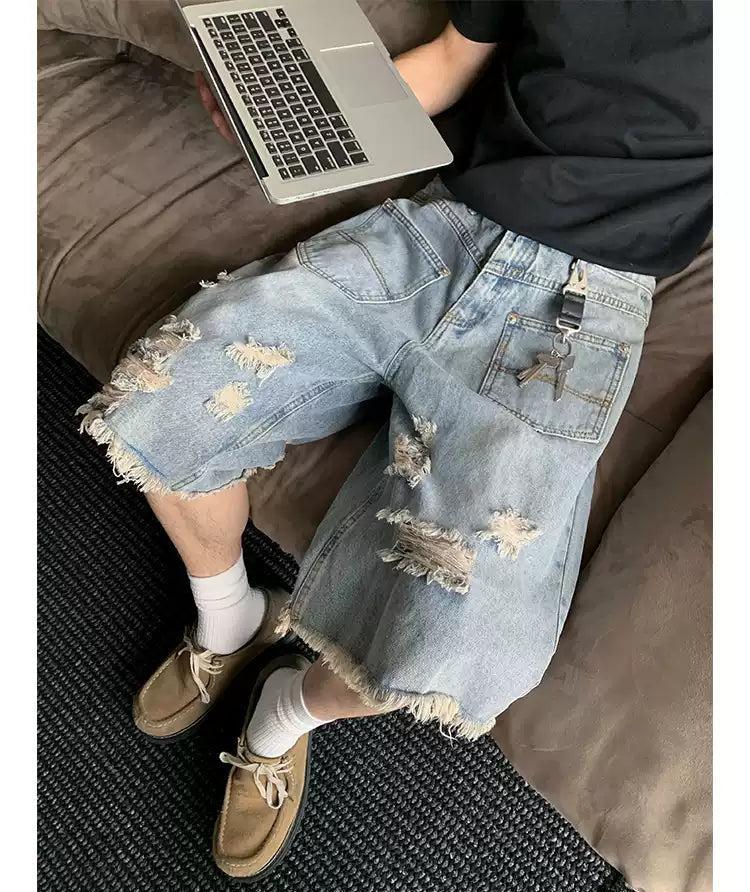 Front Pockets Distressed Denim Shorts