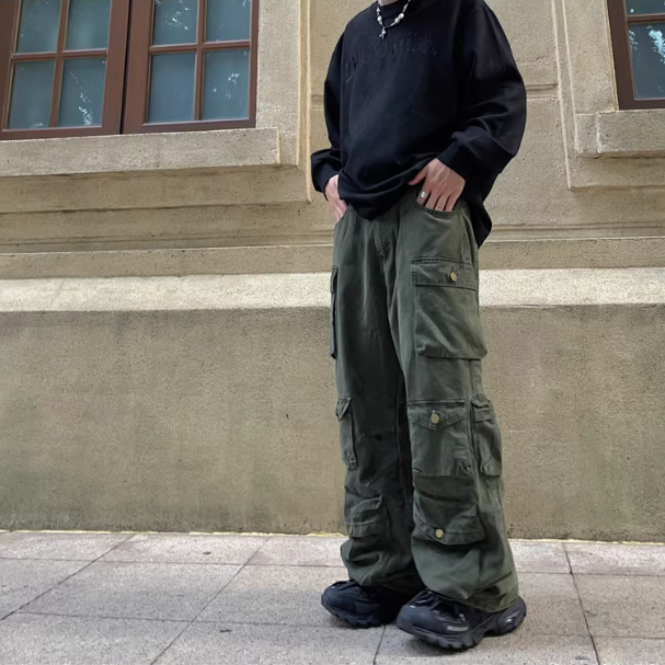 Solid Multi Flap Pockets Cargo Pants