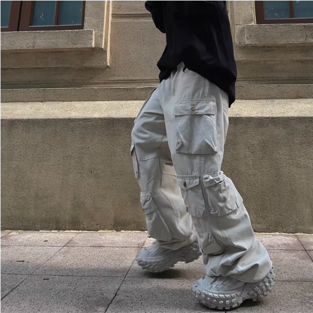 Solid Multi Flap Pockets Cargo Pants