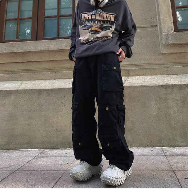 Solid Multi Flap Pockets Cargo Pants
